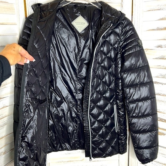 Noize l Black Samira Lightweight Short Length Puffer Hood Jacket Like New! Small - Picture 7 of 11